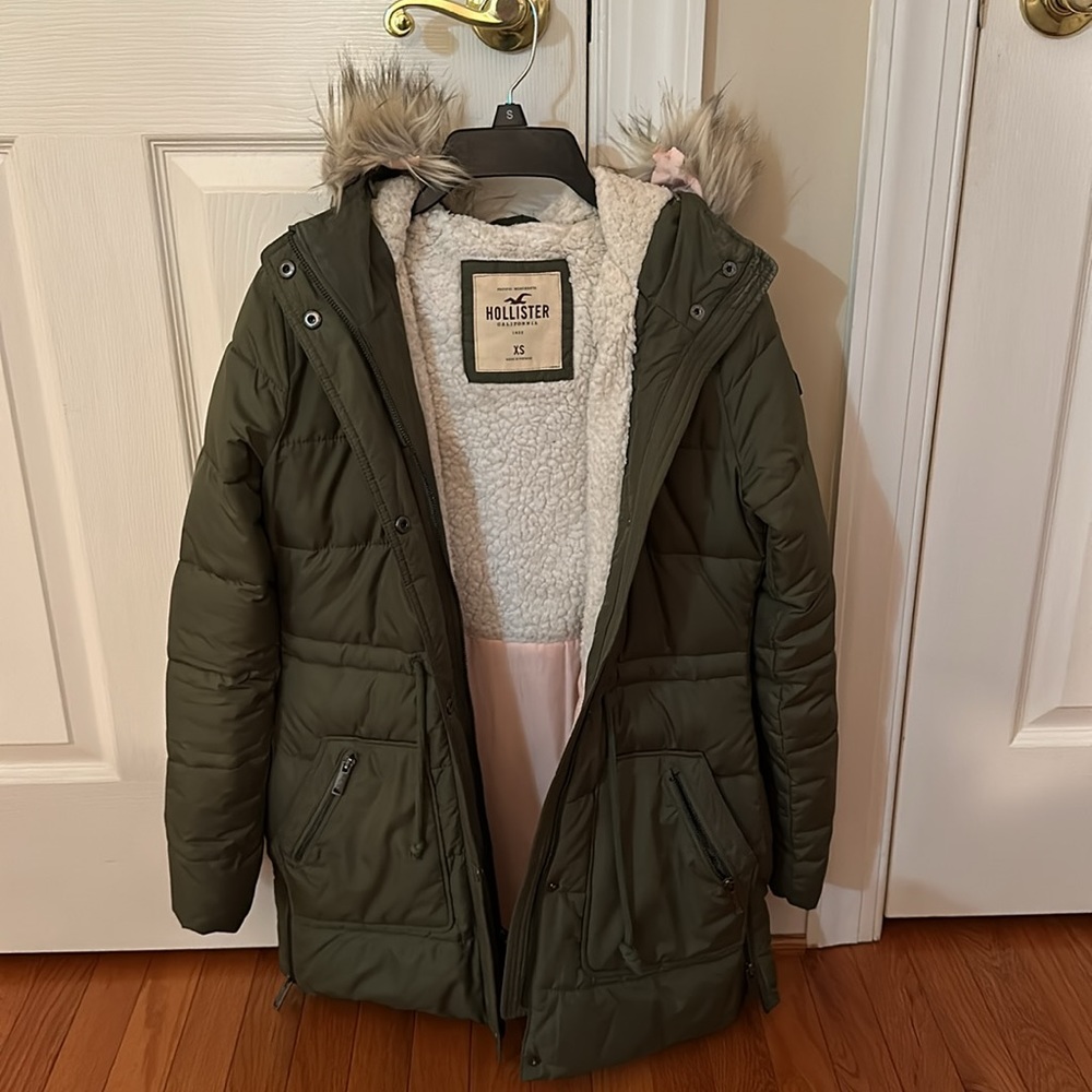 Hollister Faux Fur Trim Jacket